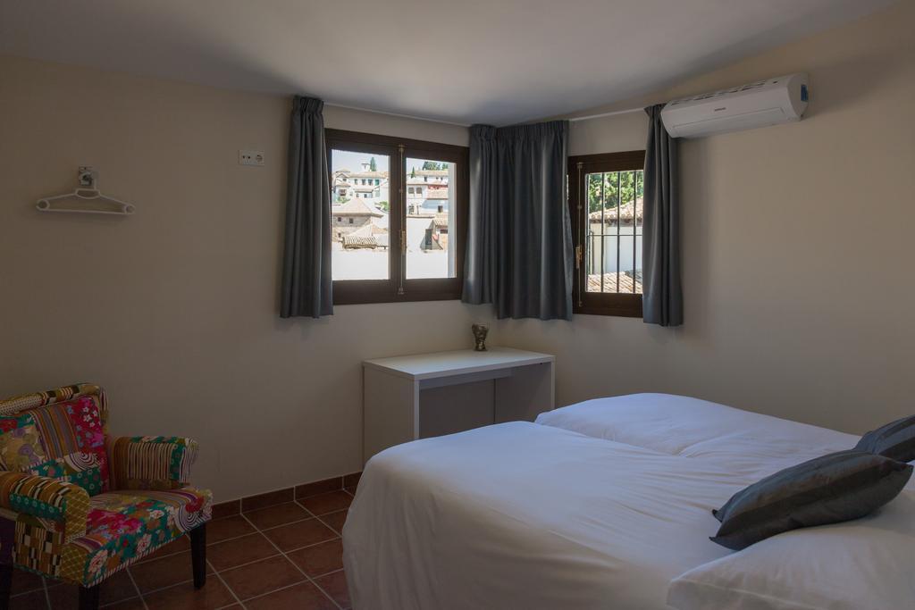 Apartamentos Valentina Deluxe 3000 Granada Quarto foto